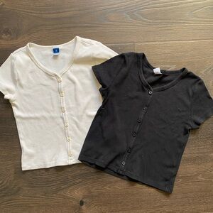 Old Navy Black & Cream Ribbed Button-Front Kids Tops